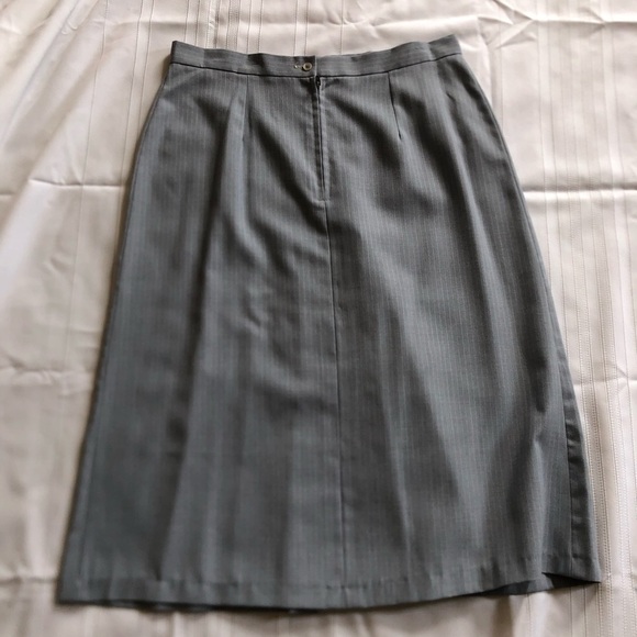 Vtg Soft Blue Pinstripe Skirt - Picture 13 of 13